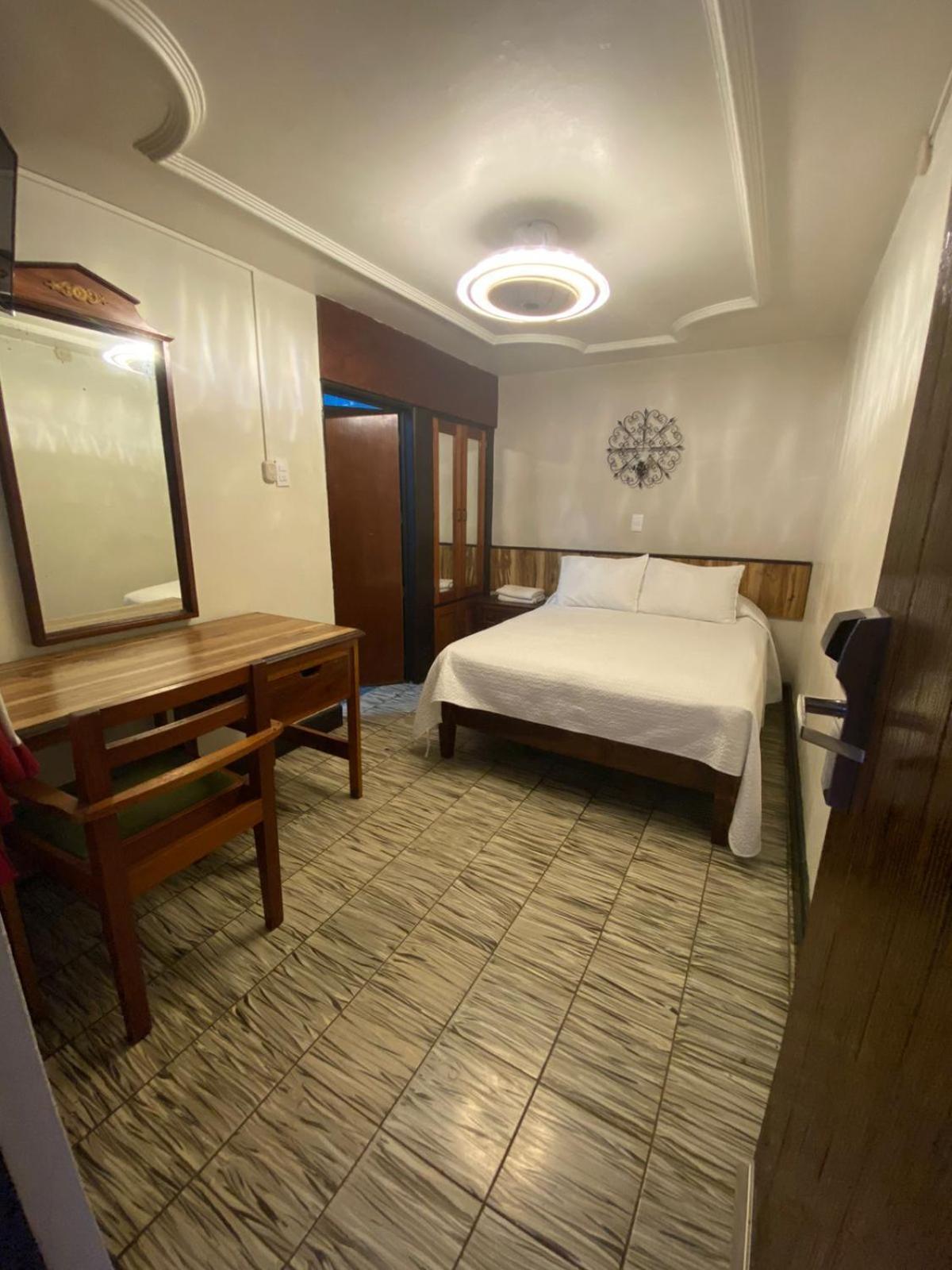 Hotel Flamingos De Ciudad Guzman Luaran gambar